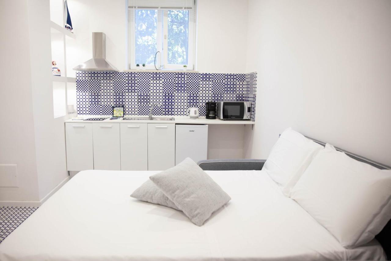 White Blu House - Massa Lubrense Sorrento Appartement Buitenkant foto