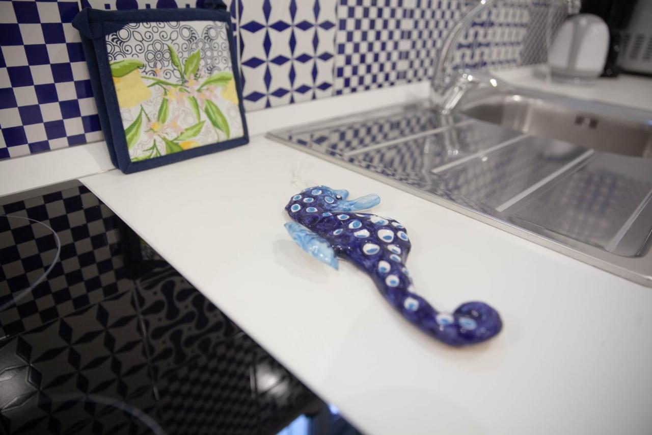 White Blu House - Massa Lubrense Sorrento Appartement Buitenkant foto